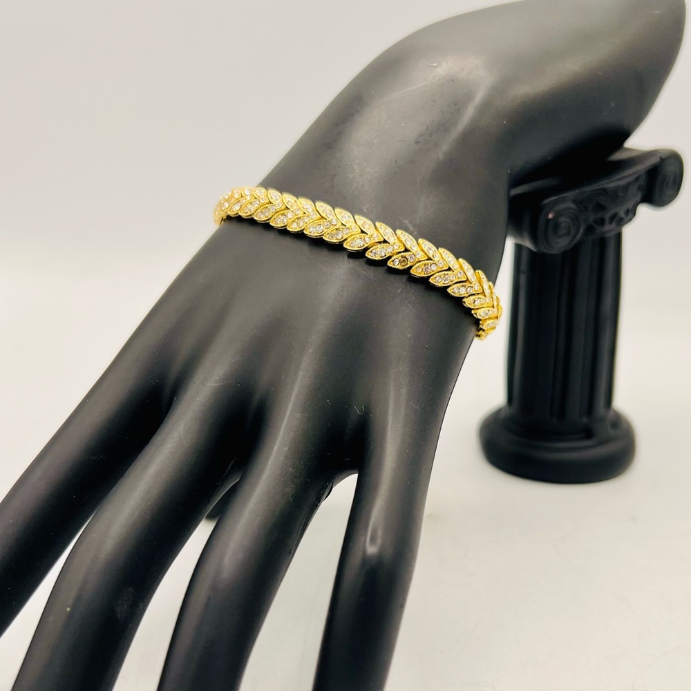 Vintage leafy gold tone rhinestone bracelet estate costume jewelry 7” - Picture 2 of 14